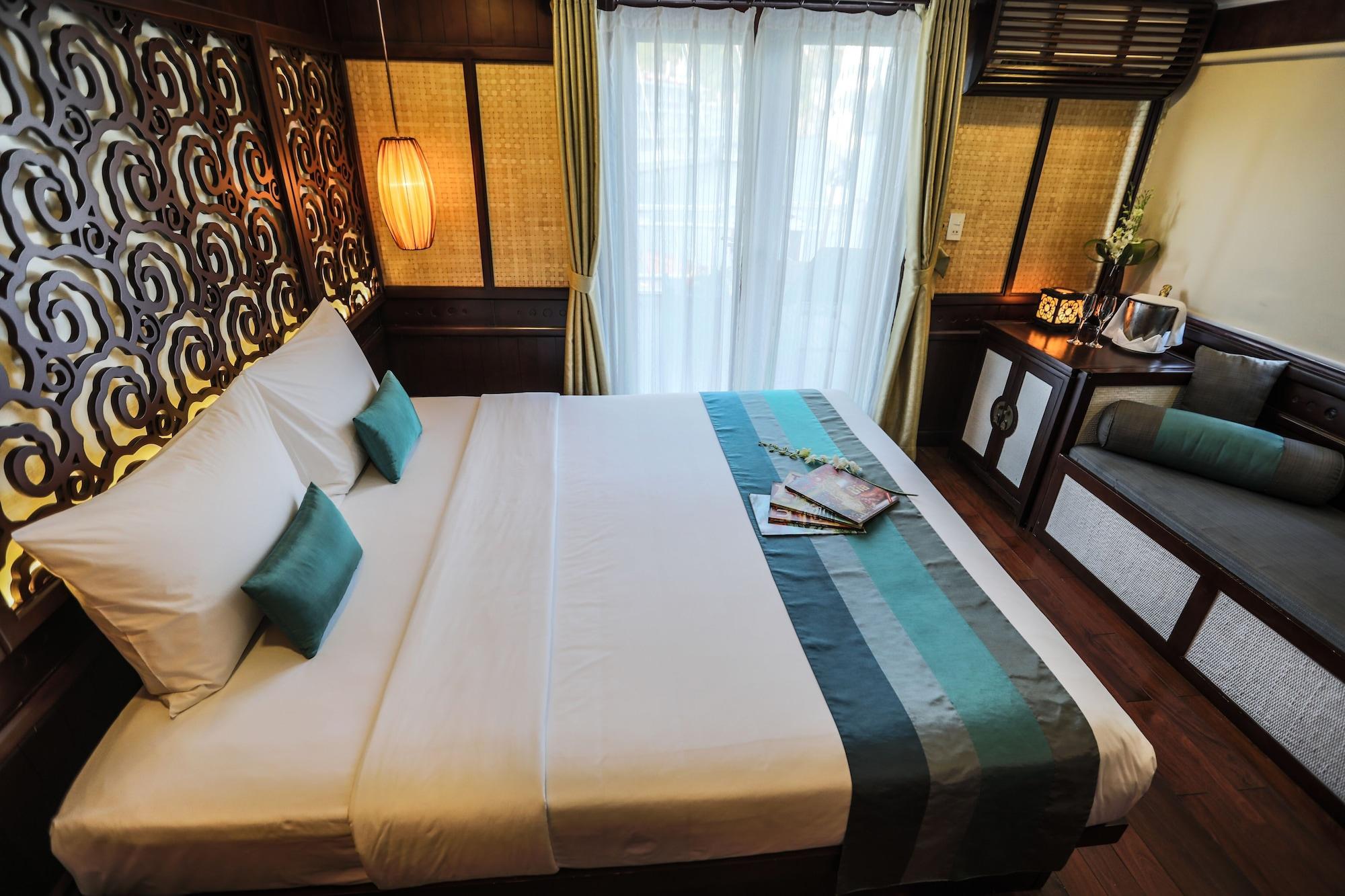 Отель Bhaya Halong Cruises Халонг Экстерьер фото